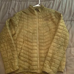 The North Face Mens Midweight Down Jacket Large Olive Green/ Army Green.